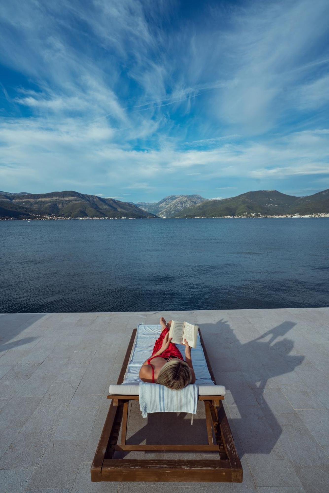 Casa Brilla Apartment Tivat Exterior foto