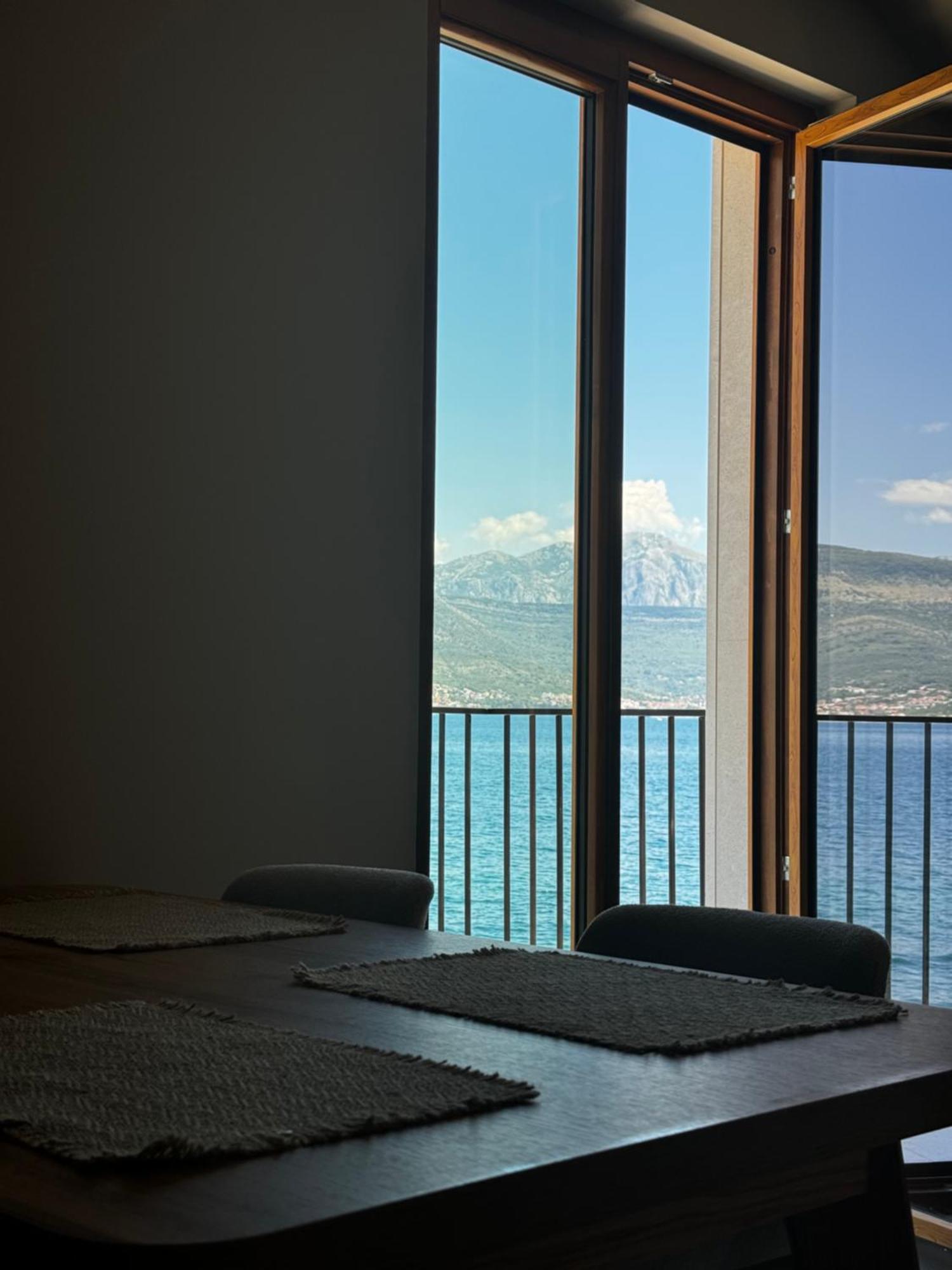 Casa Brilla Apartment Tivat Cameră foto