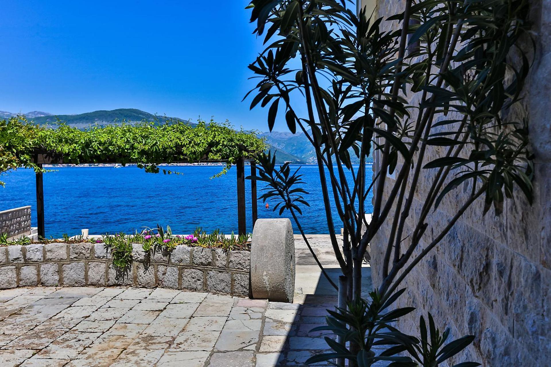 Casa Brilla Apartment Tivat Exterior foto