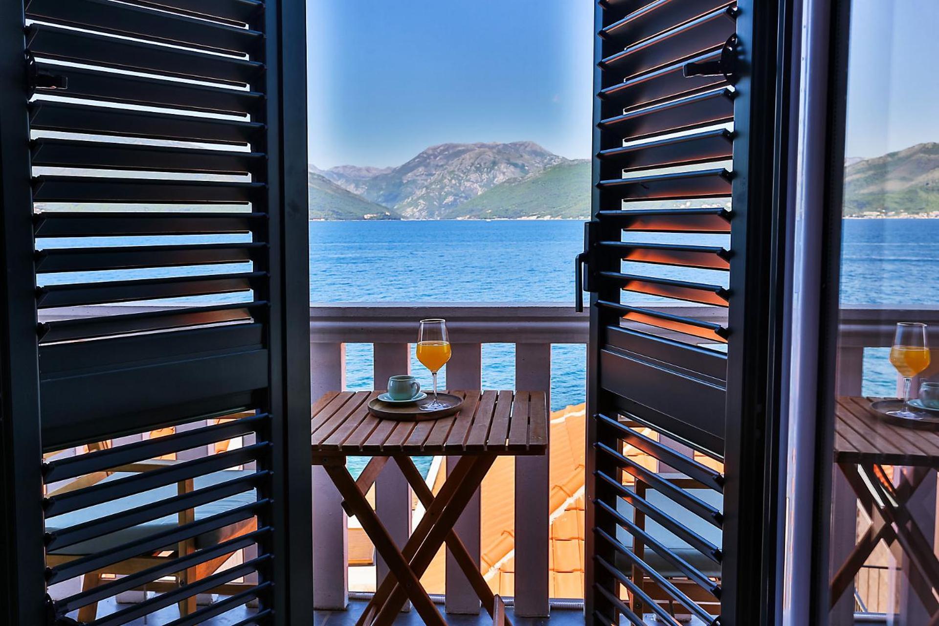 Casa Brilla Apartment Tivat Exterior foto