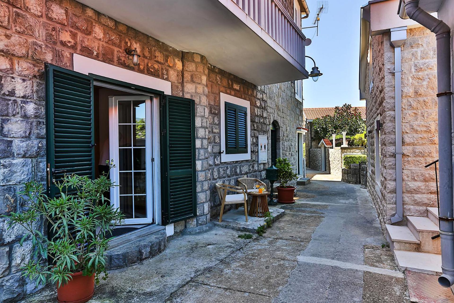 Casa Brilla Apartment Tivat Exterior foto
