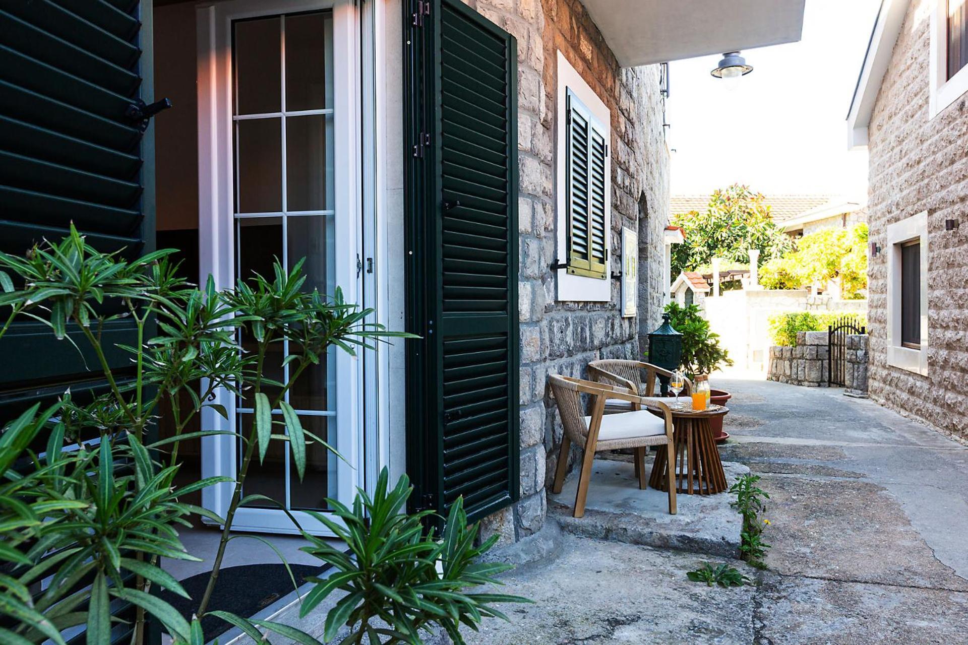 Casa Brilla Apartment Tivat Exterior foto